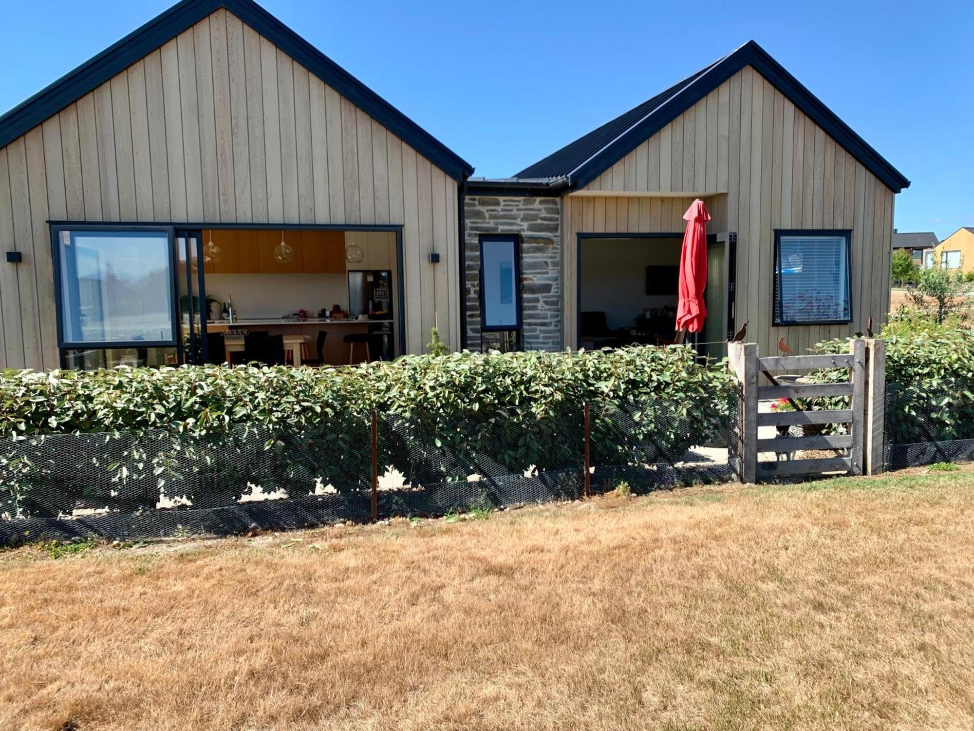 Villa Alpine Abode Wanaka Esterno foto